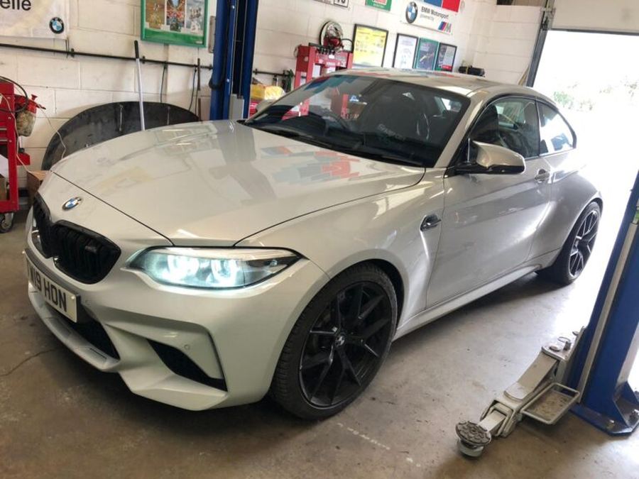 M2 Competition up on the lift. The same S55 engine as the F80 M3 and F8x M4.